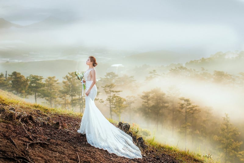 Flowy Silhouettes